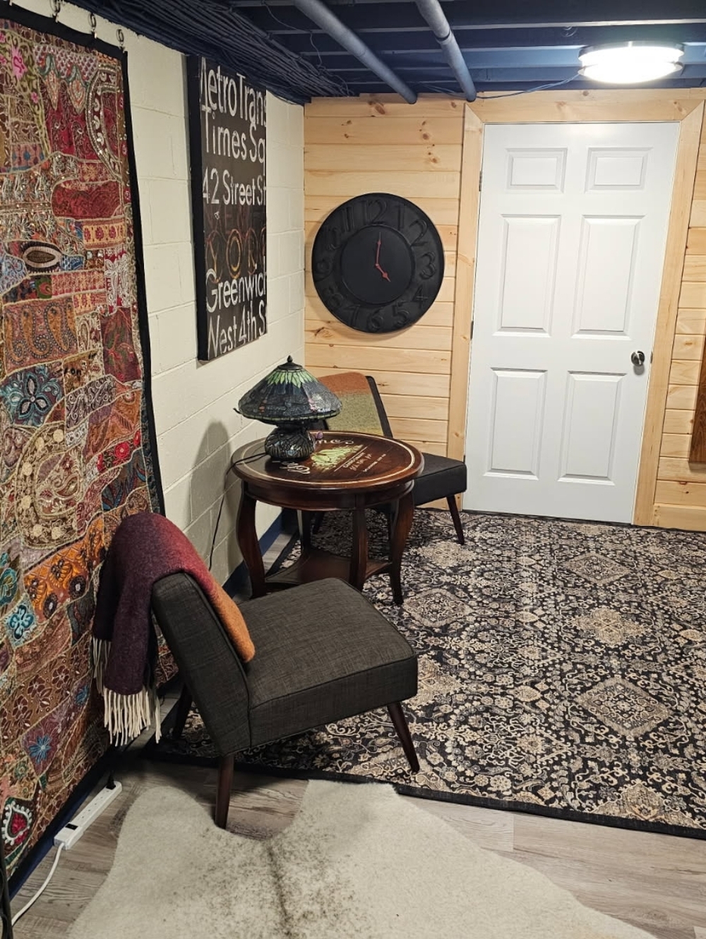 8 X 6 Tapestry Handmade - Picture 16 of 16
